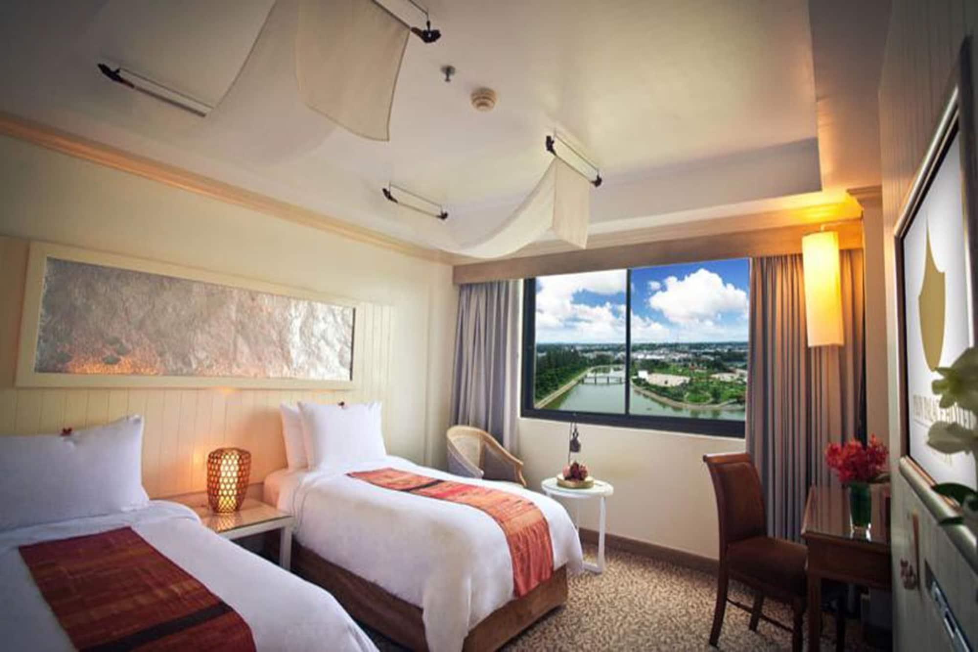 Ploy Palace Hotel Mukdahan Eksteriør billede