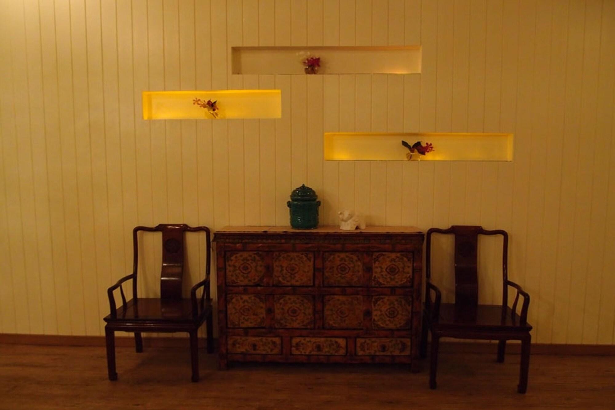 Ploy Palace Hotel Mukdahan Eksteriør billede