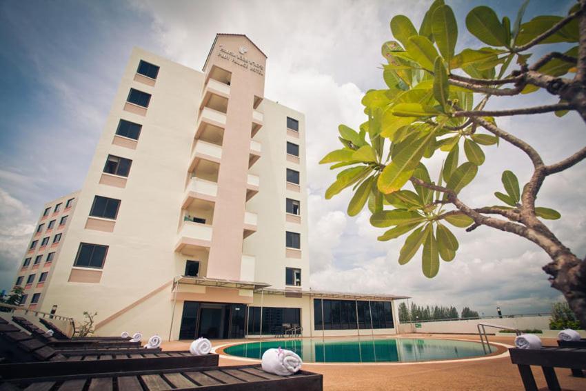Ploy Palace Hotel Mukdahan Eksteriør billede