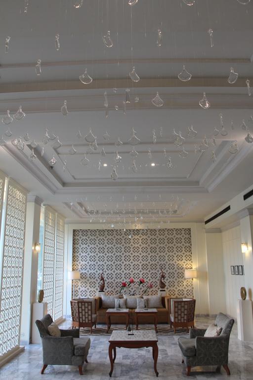 Ploy Palace Hotel Mukdahan Eksteriør billede