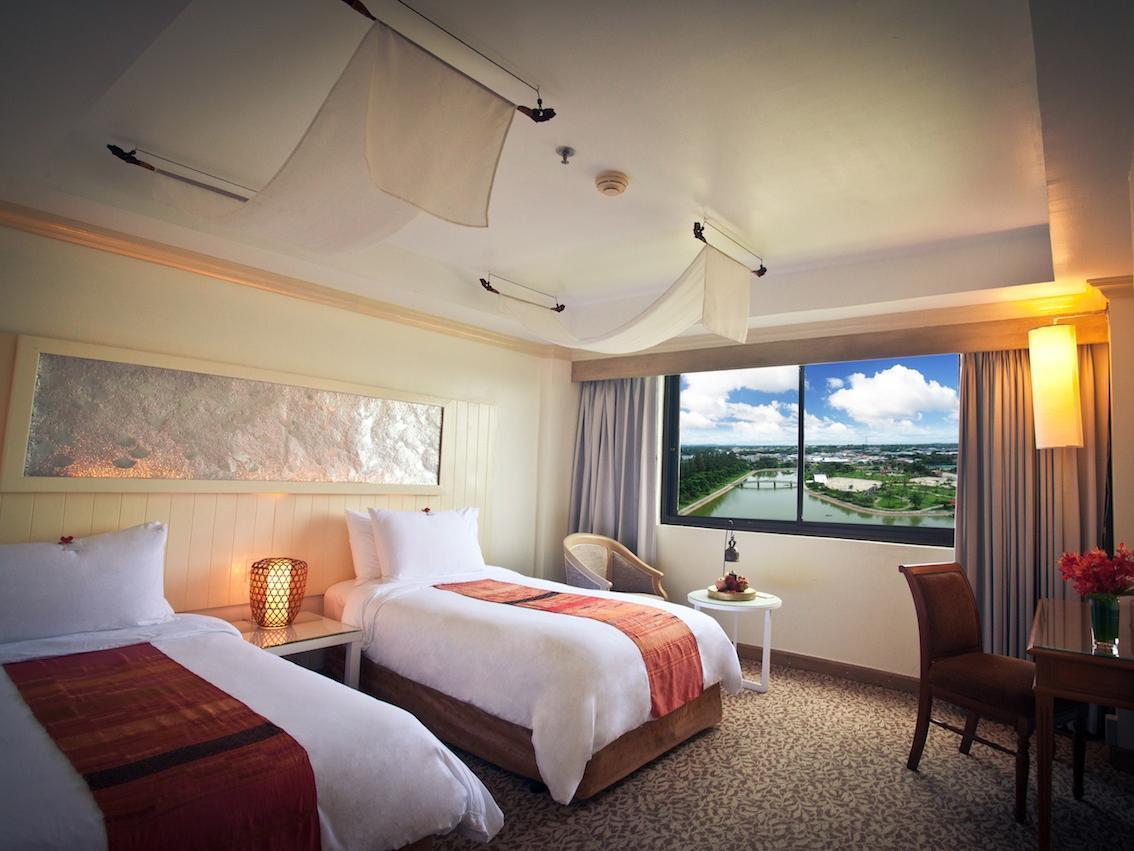 Ploy Palace Hotel Mukdahan Eksteriør billede
