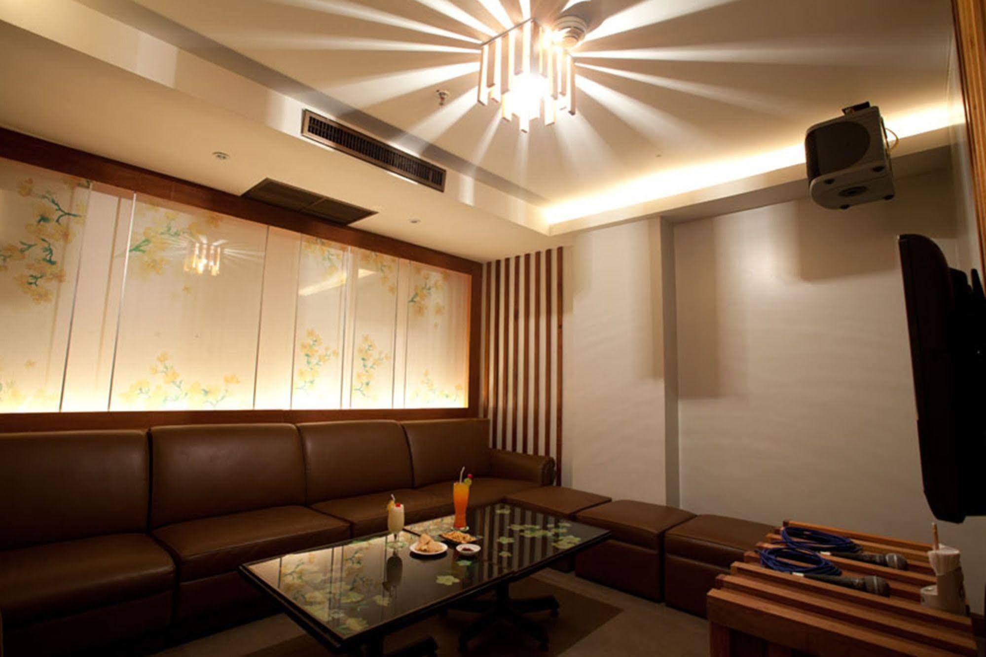 Ploy Palace Hotel Mukdahan Eksteriør billede